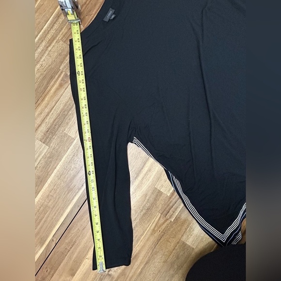 J. Jill Wearever Collection Oversized Split Side Tunic Black Blue/White Stripe - Picture 10 of 12